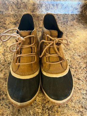 Sorel‎ Leather Lace-Up Casual Boots - Brown & Tan